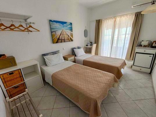 Pension Antonakis Ouranoupolis Greece Exterior foto